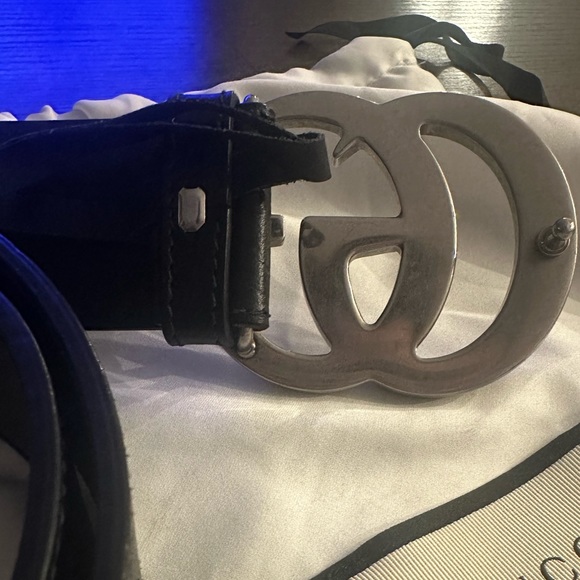 Men’s Double G Leather Gucci Belt - Picture 5 of 12
